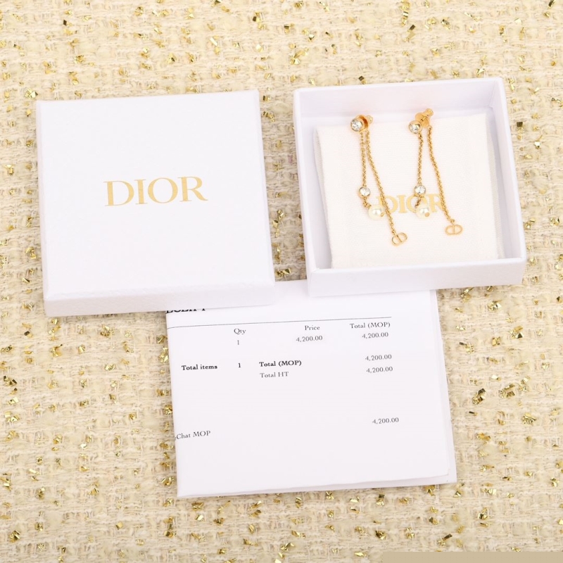 ch**an D*or earrings